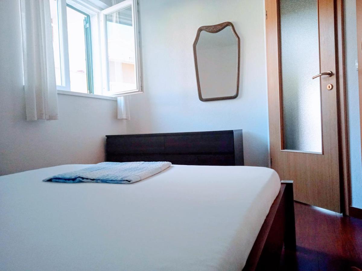 Harbour-Side Apartment With Beautiful Terrace Podgora Exteriör bild